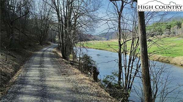 10 Acres of Residential Land for Sale in Lansing, North Carolina