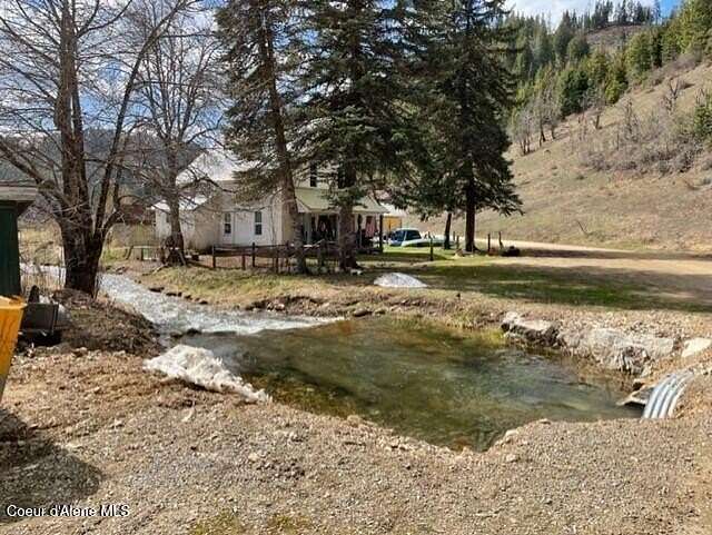 325 Acres of Land with Home for Sale in St. Maries, Idaho