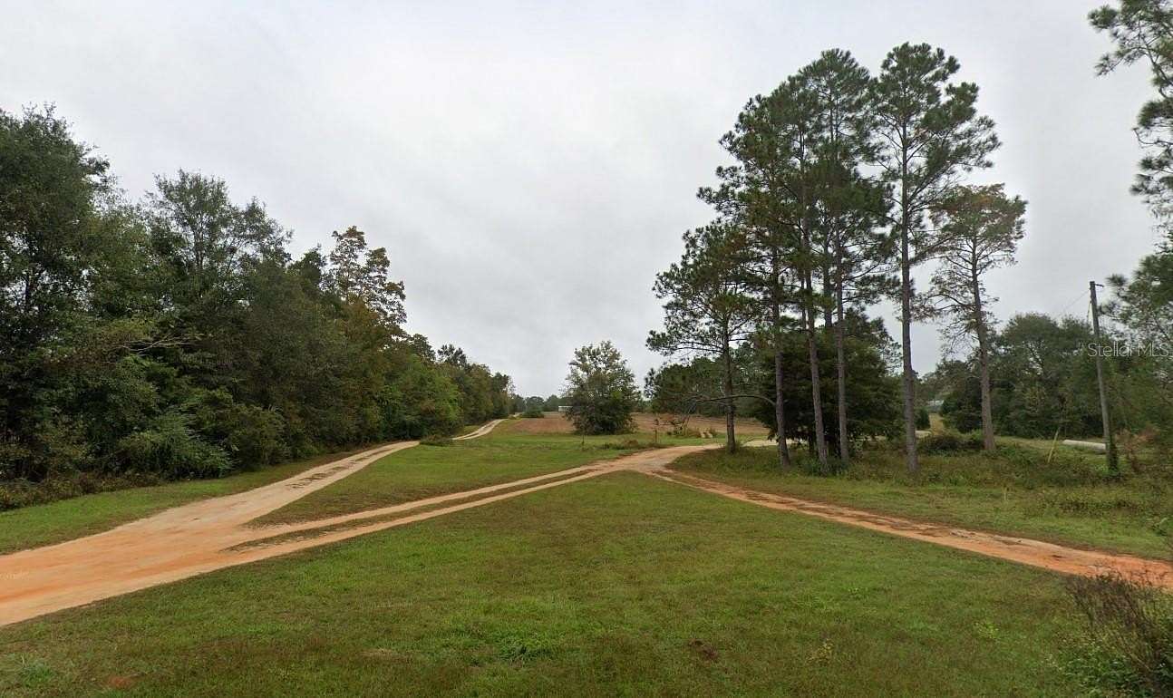 3.6 Acres of Residential Land for Sale in Cottondale, Florida