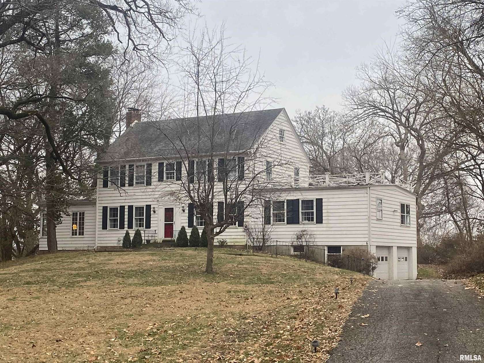 2 Acres of Land with Home for Sale in Springfield, Illinois