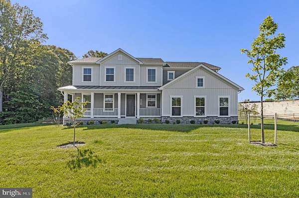 1.5 Acres of Land with Home for Sale in Accokeek, Maryland