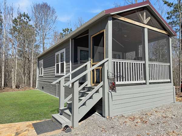 5 Acres of Land with Home for Sale in Dover, Tennessee