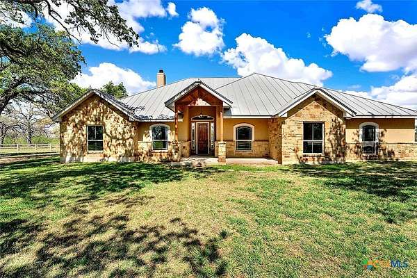 25.2 Acres of Land with Home for Sale in Adkins, Texas