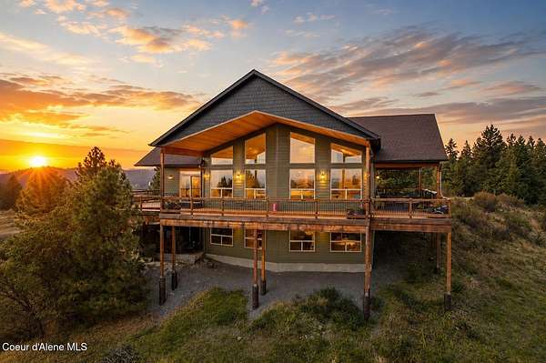 10.2 Acres of Land with Home for Sale in Hauser, Idaho