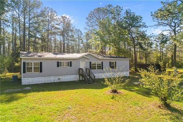 5 Acres of Land with Home for Sale in Jesup, Georgia