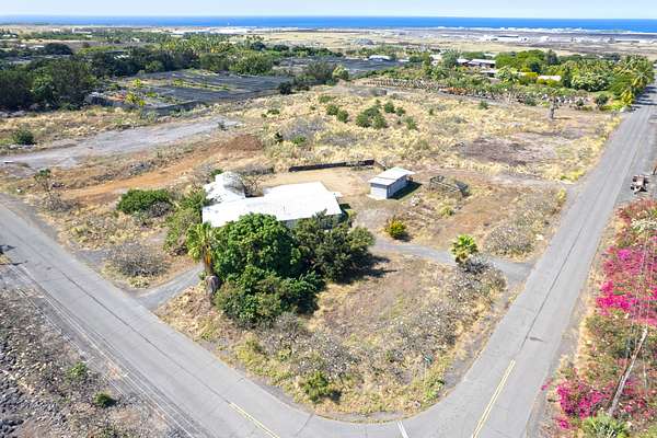 5 Acres of Land with Home for Auction in Kailua-Kona, Hawaii