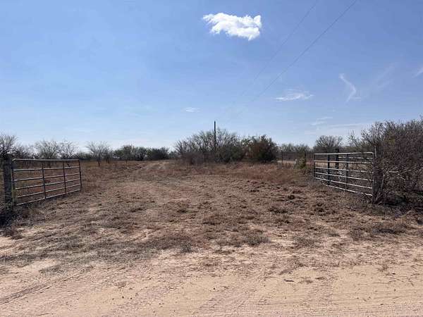 25 Acres of Recreational & Residential Land for Sale in Alice, Texas