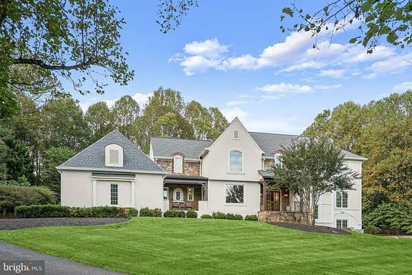 1.78 Acres of Land with Home for Lease in Vienna, Virginia