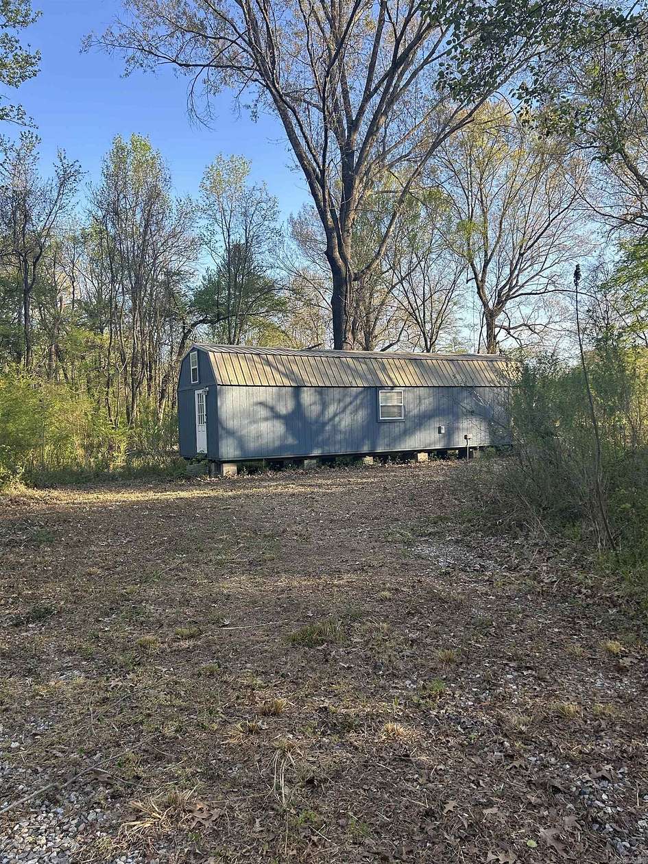 1.57 Acres of Improved Residential Land for Sale in Prescott, Arkansas