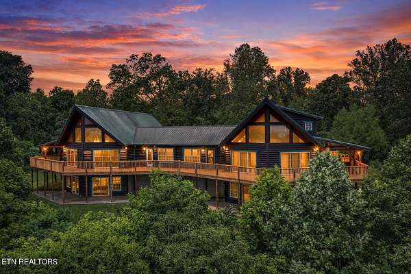 16.5 Acres of Land with Home for Sale in Sweetwater, Tennessee