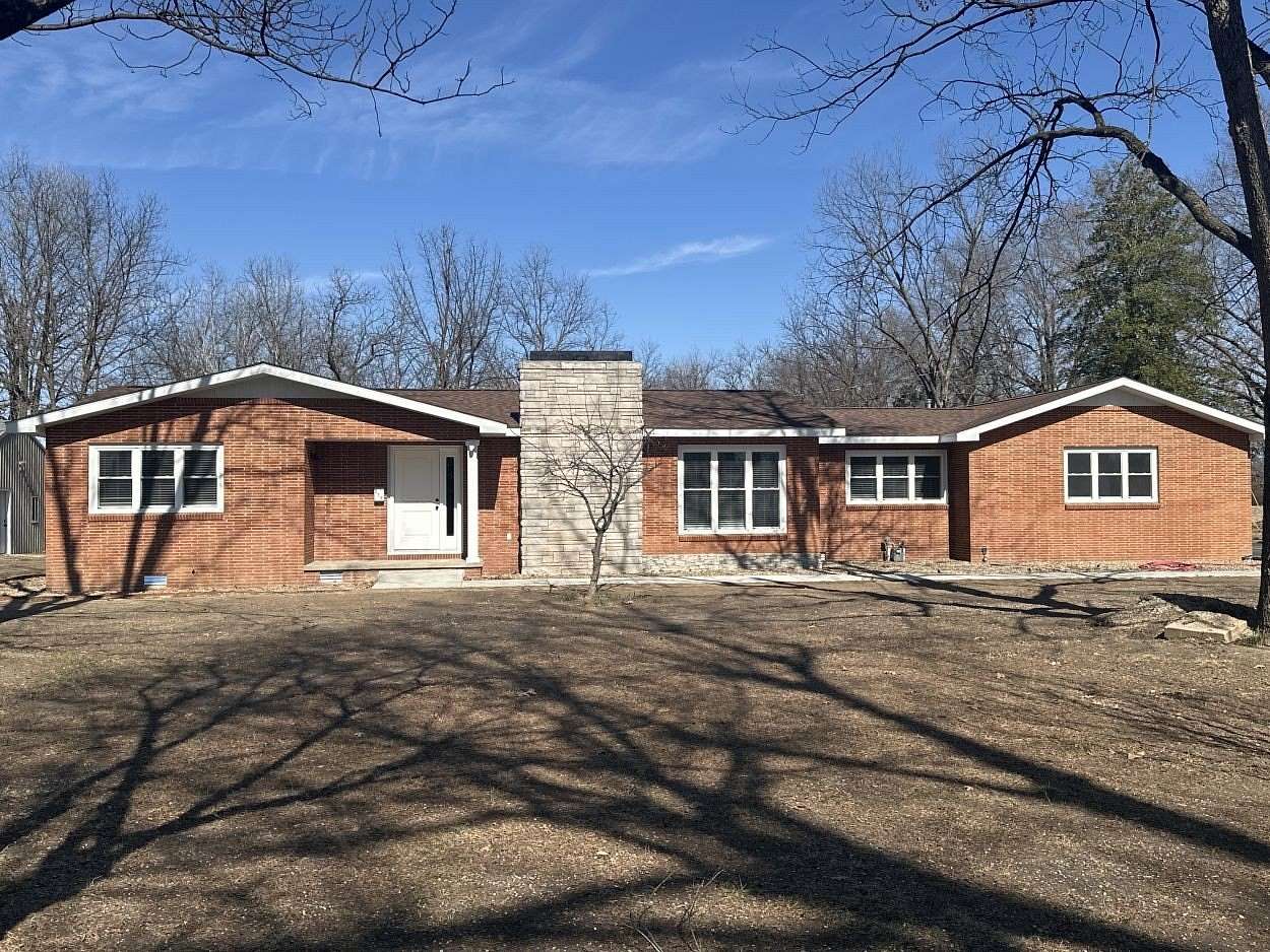 2.3 Acres of Land with Home for Sale in East Prairie, Missouri