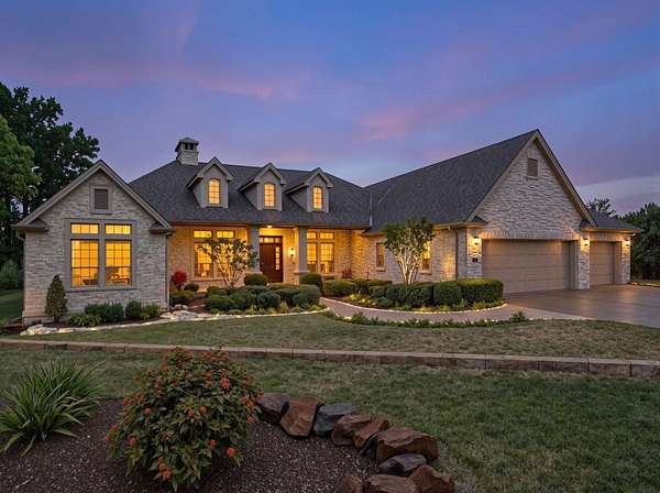 7.17 Acres of Land with Home for Sale in Horseshoe Bay, Texas