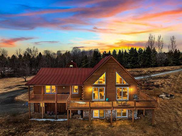 25.6 Acres of Recreational Land with Home for Sale in Barre Town, Vermont