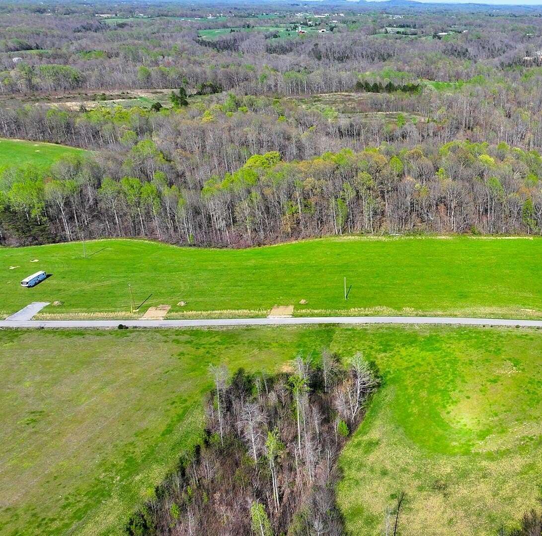1.46 Acres of Residential Land for Sale in Russell Springs, Kentucky