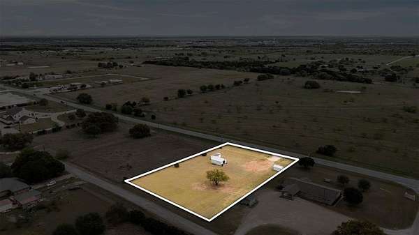 1 Acre of Land for Sale in Whitney, Texas