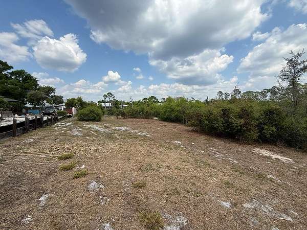 0.33 Acres of Residential Land for Sale in Cedar Key, Florida