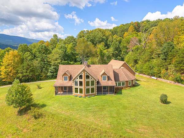 154 Acres of Land with Home for Sale in Narrows, Virginia