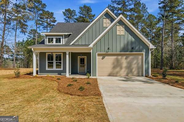 1.82 Acres of Land with Home for Sale in Eatonton, Georgia