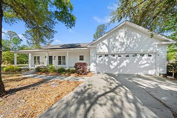 5.16 Acres of Land with Home for Sale in Lake Park, Georgia