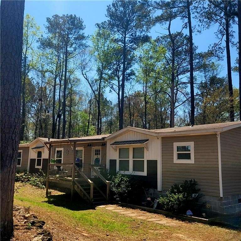 2 Acres of Land with Home for Sale in Valley, Alabama