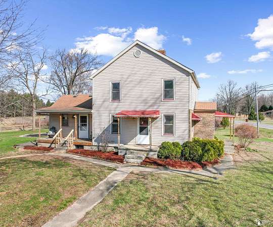 1.6 Acres of Land with Home for Sale in Petersburg, Michigan