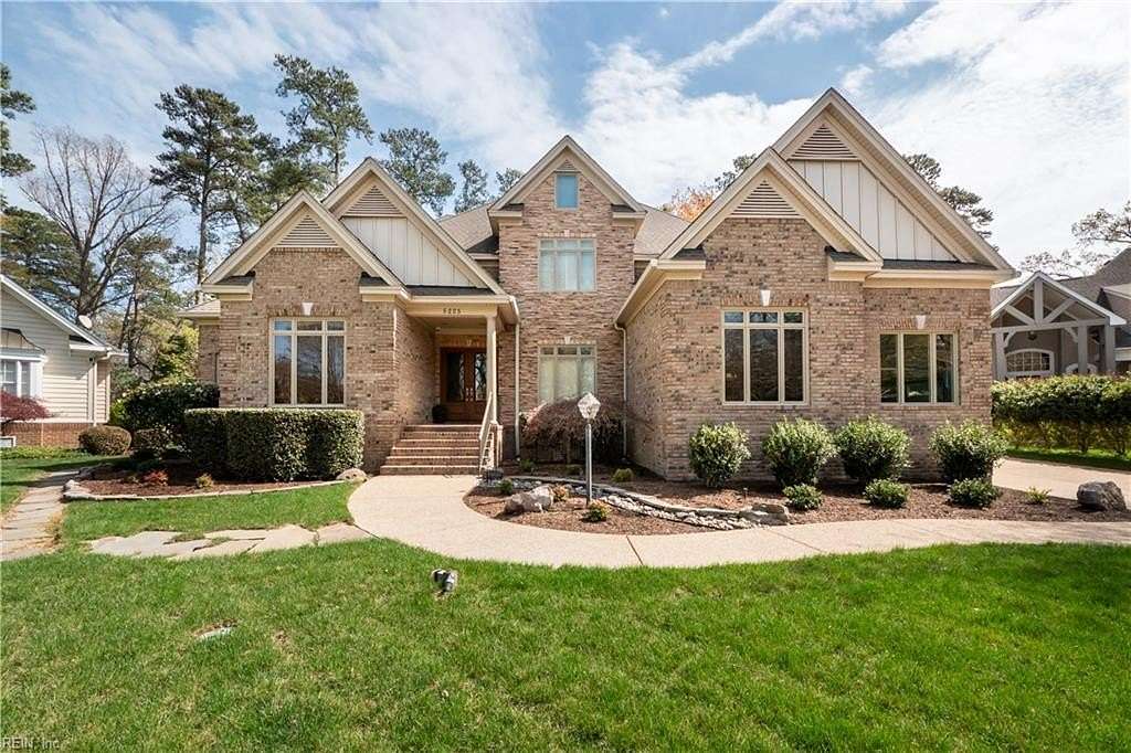 1.54 Acres of Land with Home for Sale in Suffolk, Virginia