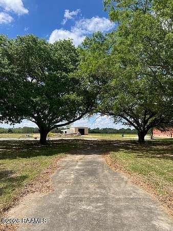 4.23 Acres of Residential Land for Sale in Abbeville, Louisiana