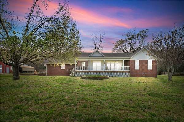 20 Acres of Land with Home for Sale in Prairie Grove, Arkansas