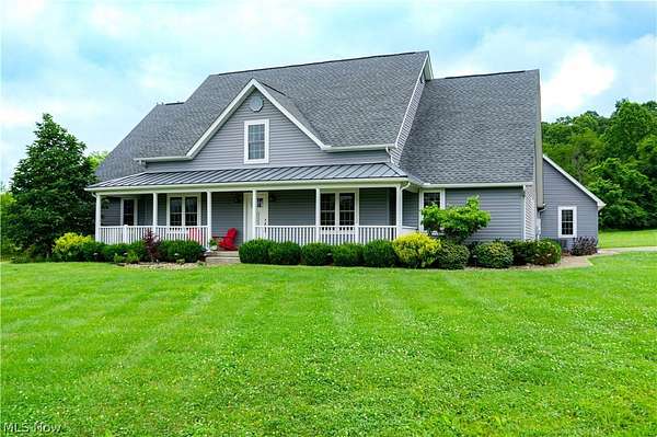 3.28 Acres of Land with Home for Sale in Zanesville, Ohio