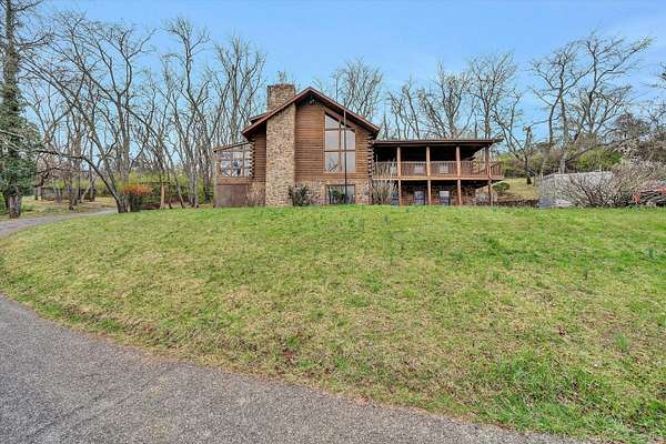 10.4 Acres of Recreational Land with Home for Sale in Roanoke, Virginia