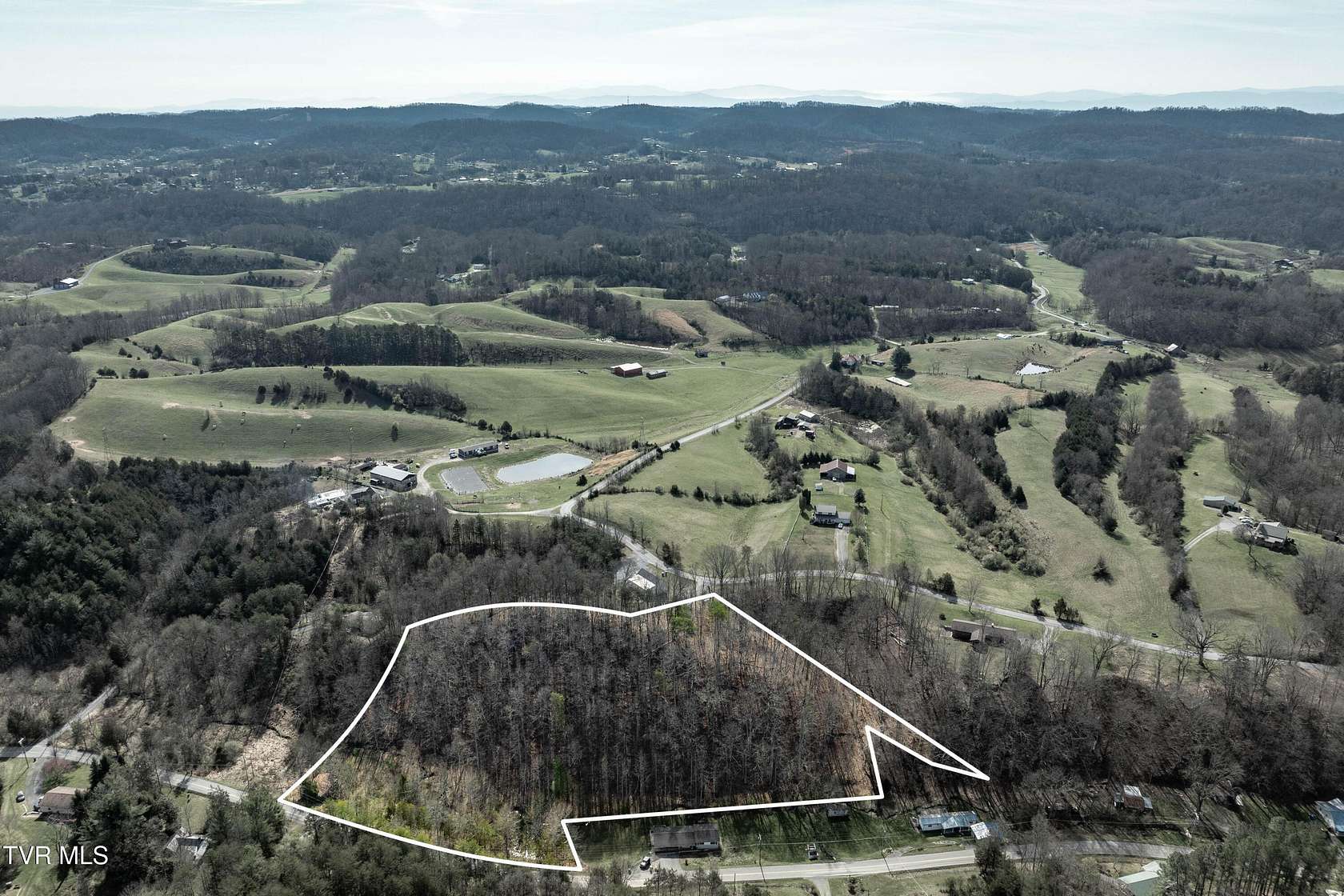 4 Acres of Land for Sale in Fall Branch, Tennessee