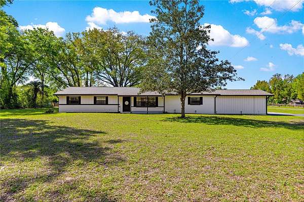 1.64 Acres of Land with Home for Sale in Ocala, Florida