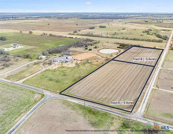 5 Acres of Residential Land for Sale in Moody, Texas