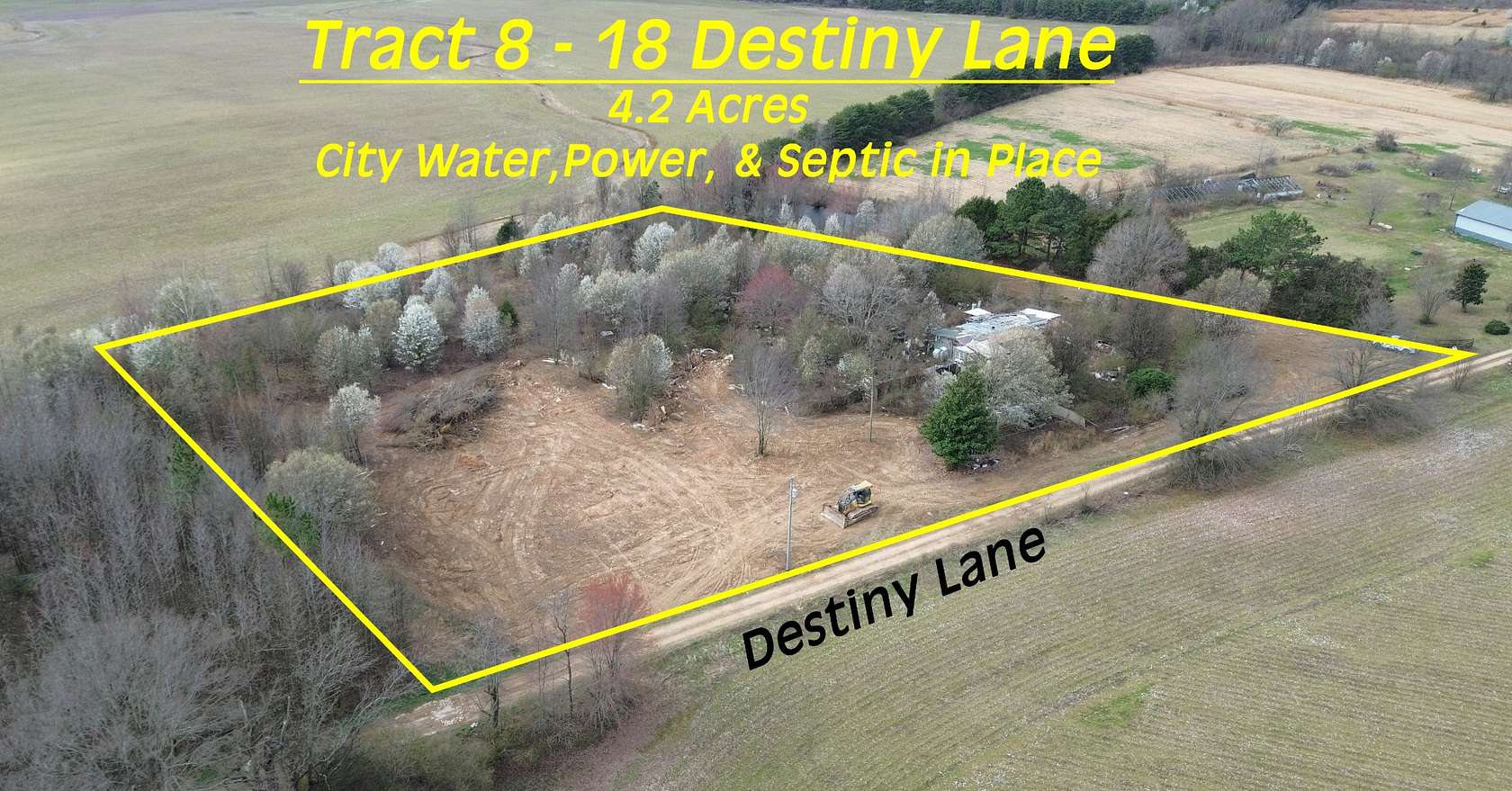 4 Acres of Residential Land for Auction in Flintville, Tennessee