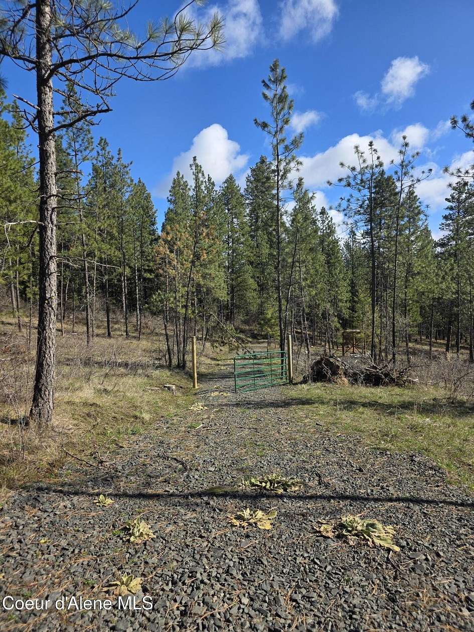 15 Acres of Land for Sale in De Smet, Idaho