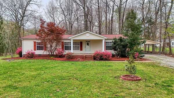 3.84 Acres of Land with Home for Sale in Yuma, Tennessee