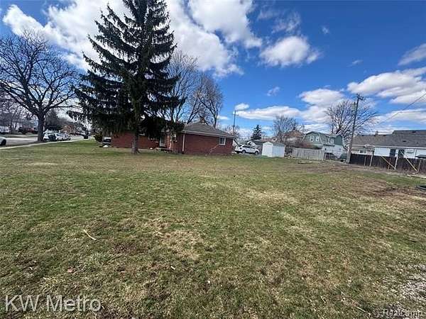 0.07 Acres of Residential Land for Sale in Lincoln Park, Michigan