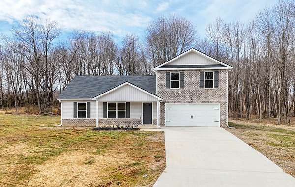 1.52 Acres of Land with Home for Sale in Dickson, Tennessee