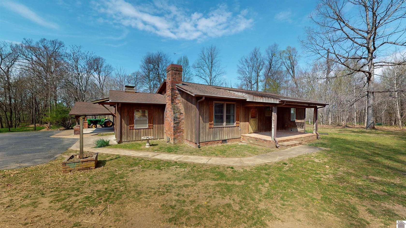 6.8 Acres of Land with Home for Sale in Fulton, Kentucky