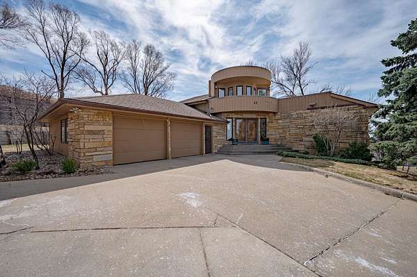 3.84 Acres of Land with Home for Sale in Sioux City, Iowa