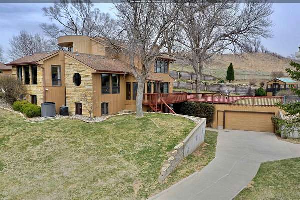 3.84 Acres of Land with Home for Sale in Sioux City, Iowa