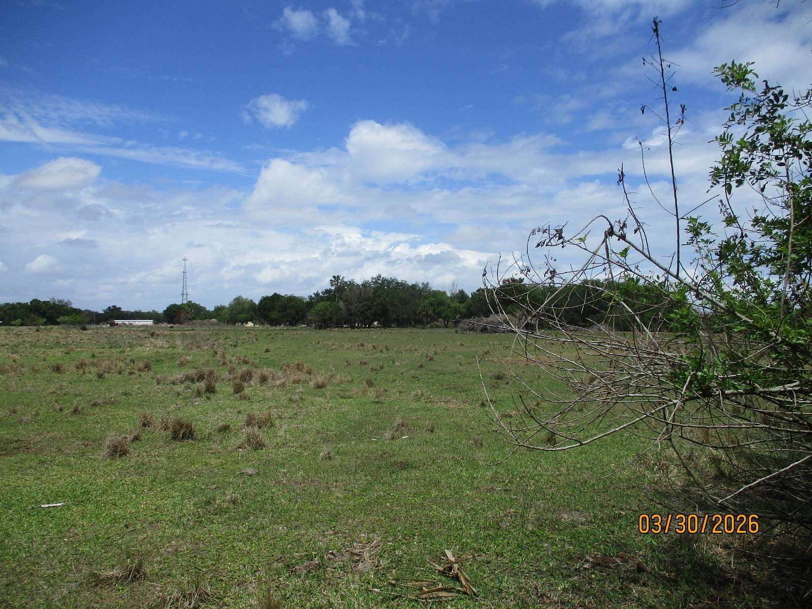 14 Acres of Land for Sale in Moore Haven, Florida