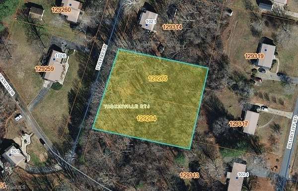1 Acre of Residential Land for Sale in Yadkinville, North Carolina