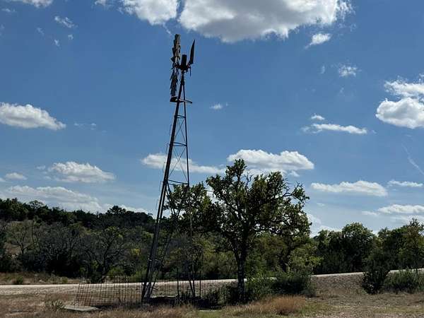 10 Acres of Land for Sale in Fredericksburg, Texas