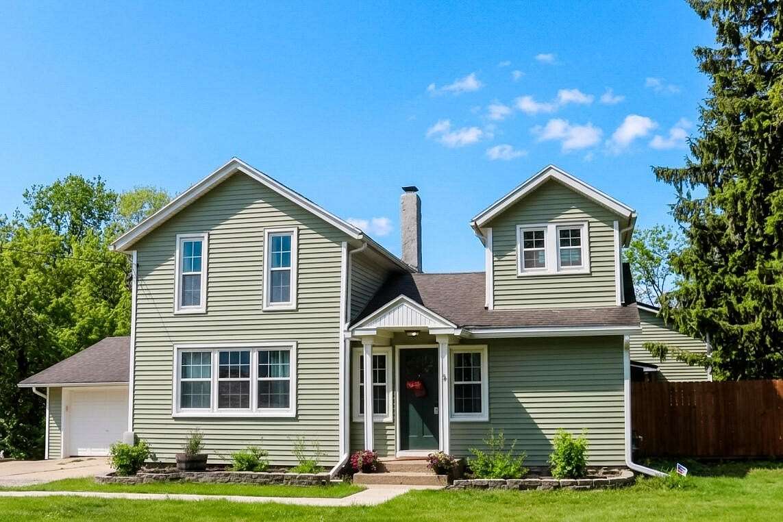 12.4 Acres of Land with Home for Sale in Lawrence, Michigan