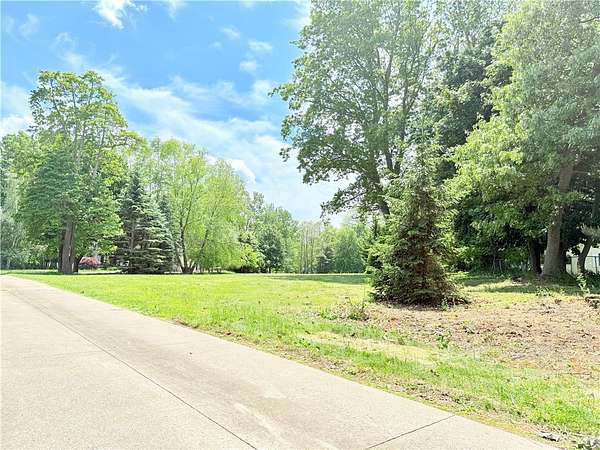 2 Acres of Residential Land for Sale in Webster, New York