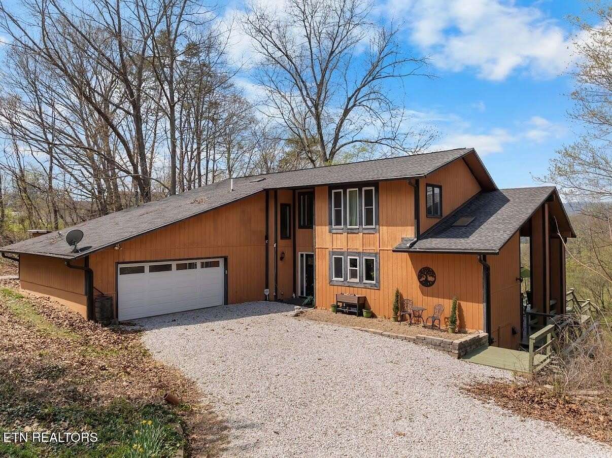 3.43 Acres of Land with Home for Sale in Jacksboro, Tennessee