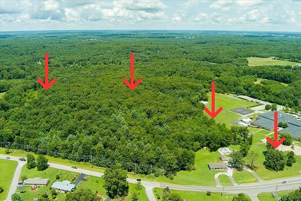 27 Acres of Land with Home for Sale in Crossville, Tennessee