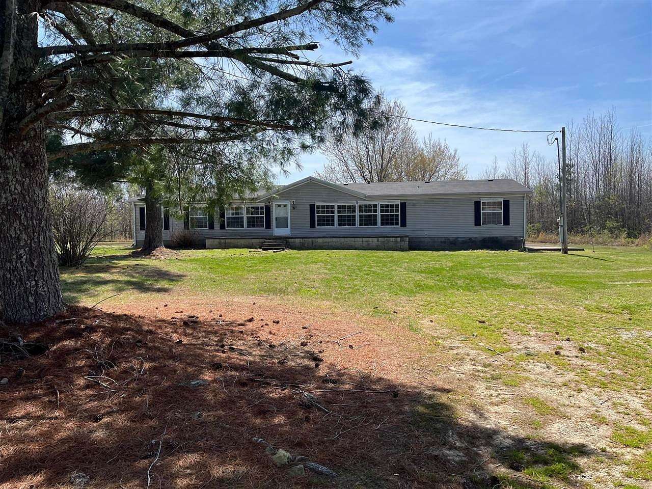 1.8 Acres of Land with Home for Sale in Brownsville, Kentucky