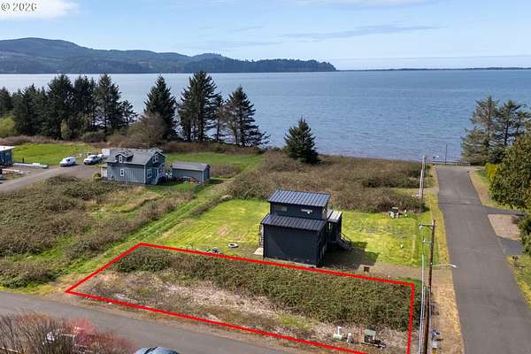0.12 Acres of Residential Land for Sale in Bay City, Oregon